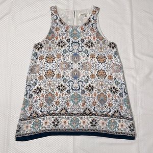 Max Studio flowy sleeveless shirt with back button closure